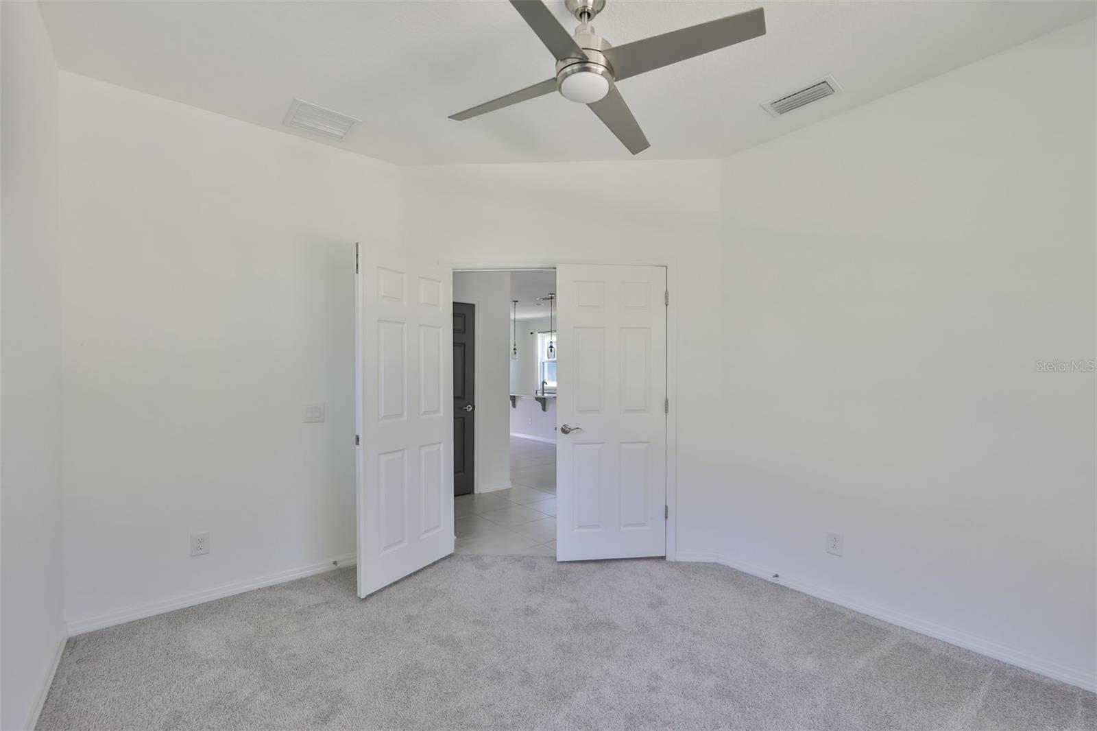 STARKEY RANCH VILLAGE 1 PH 3 - Residential Lease