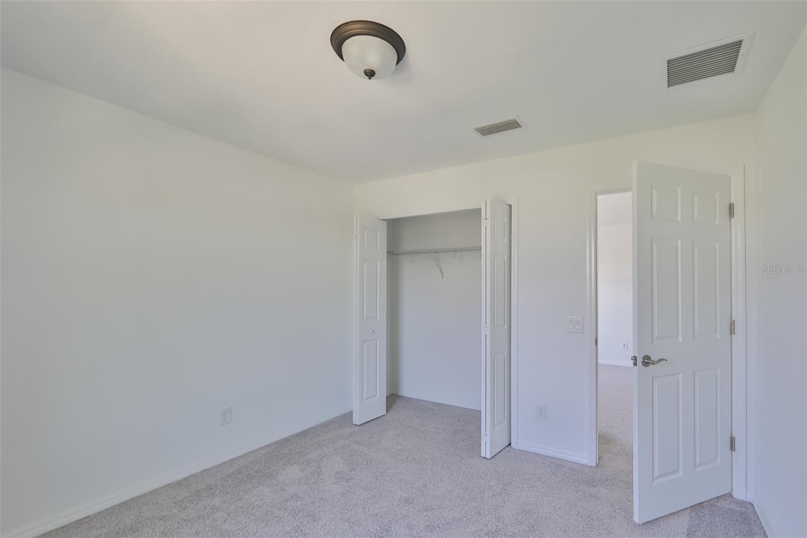 STARKEY RANCH VILLAGE 1 PH 3 - Residential Lease