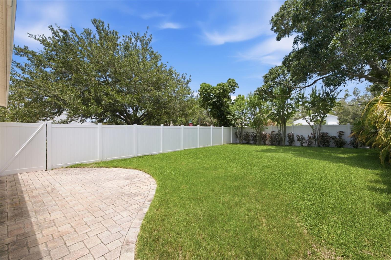 WOODLAWN - Residential