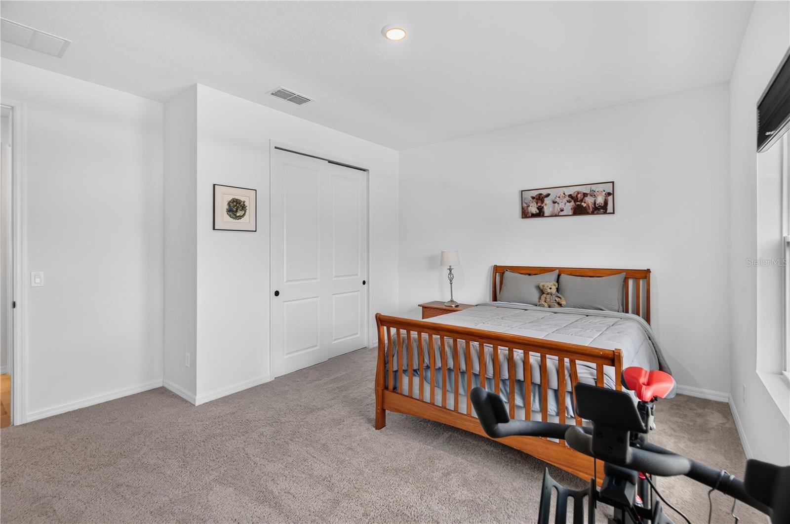 HAMPTON OAKS - Residential