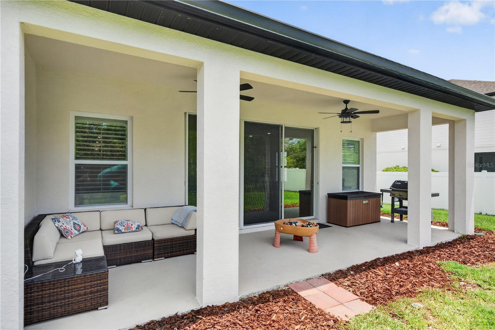HAMPTON OAKS - Residential