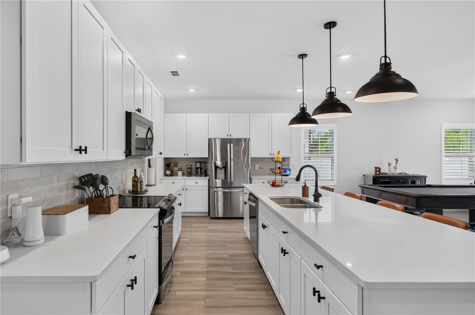 HAMPTON OAKS - Residential
