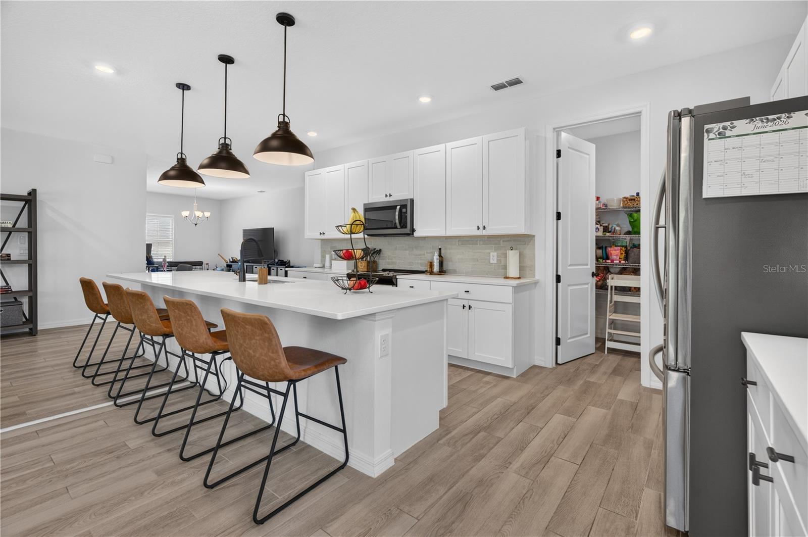HAMPTON OAKS - Residential