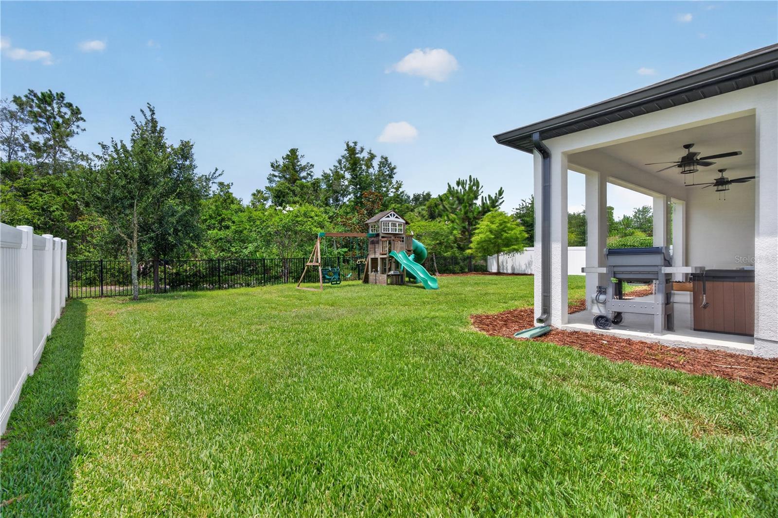 HAMPTON OAKS - Residential