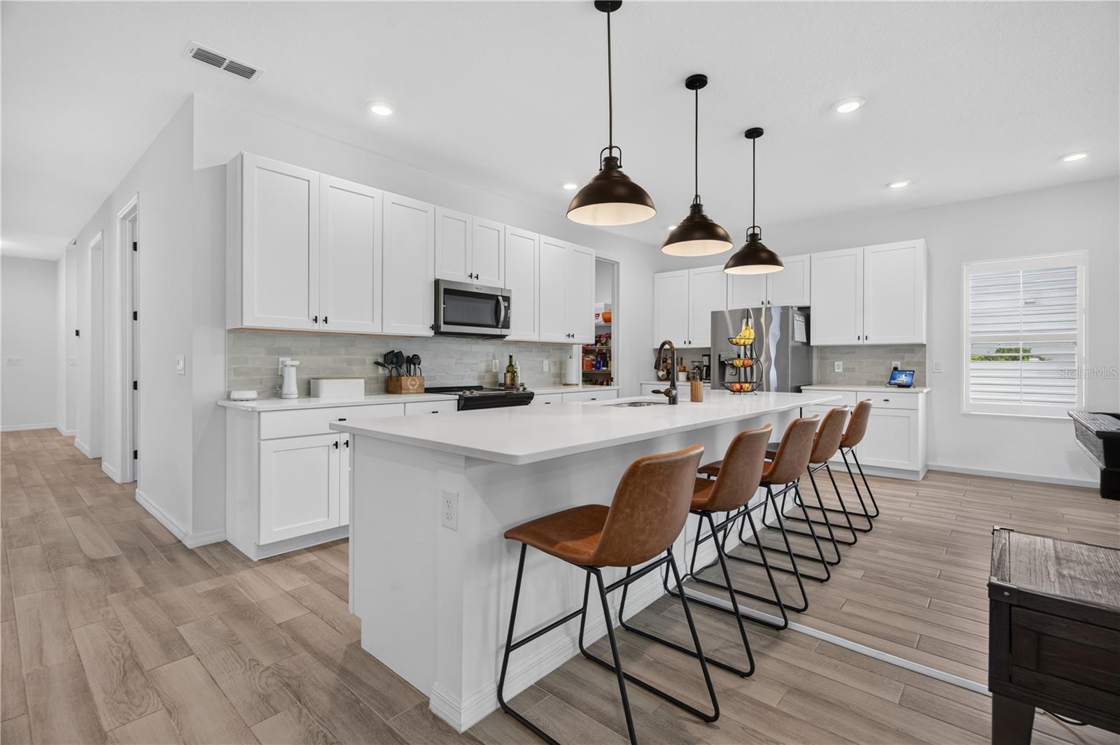 HAMPTON OAKS - Residential