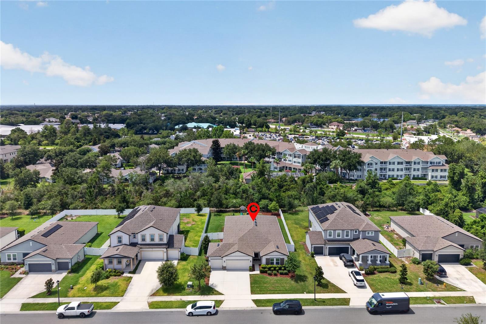 HAMPTON OAKS - Residential