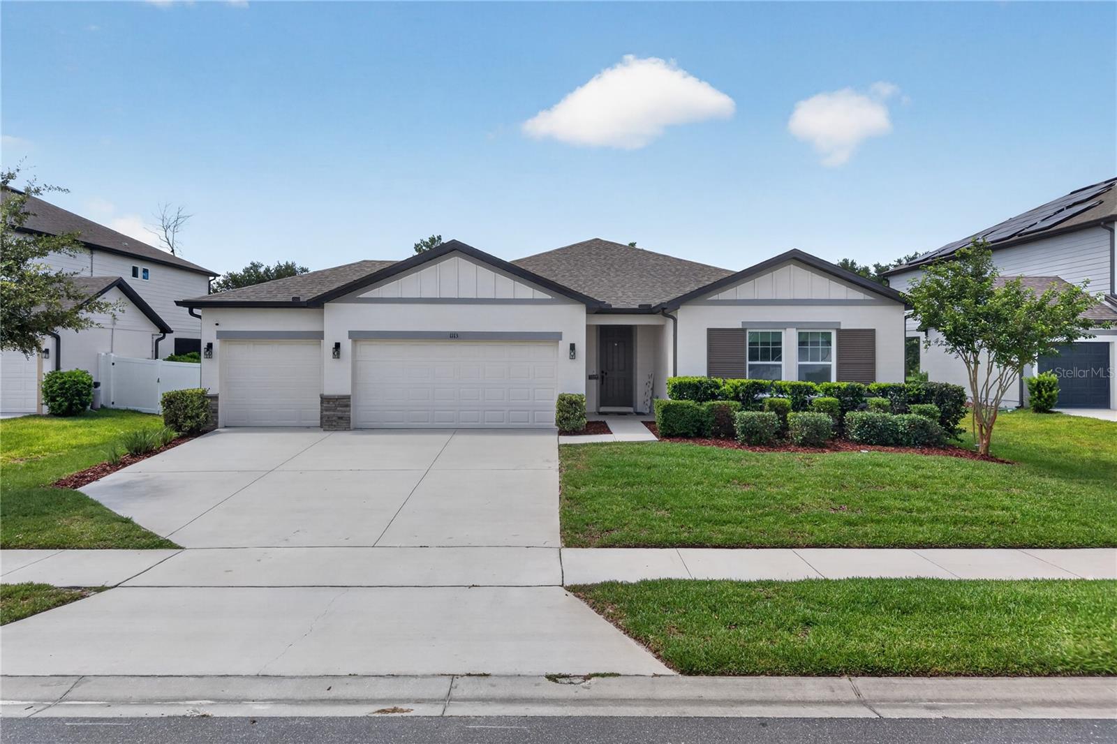 HAMPTON OAKS - Residential