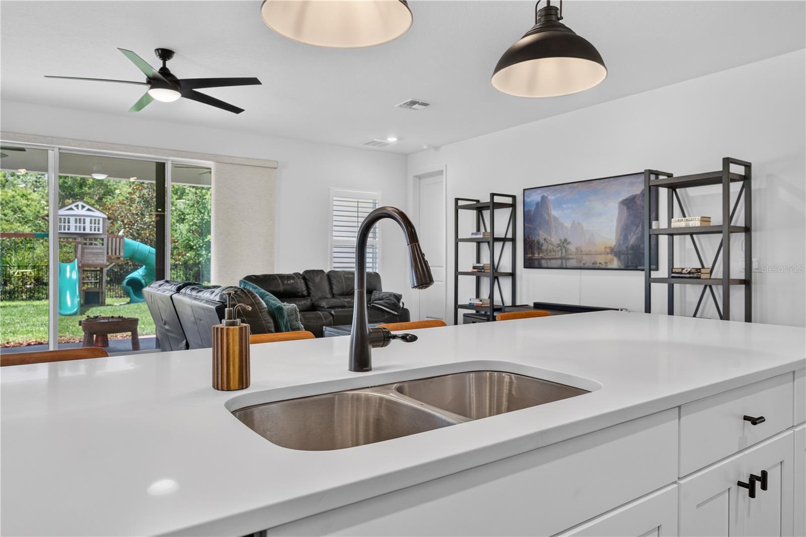 HAMPTON OAKS - Residential