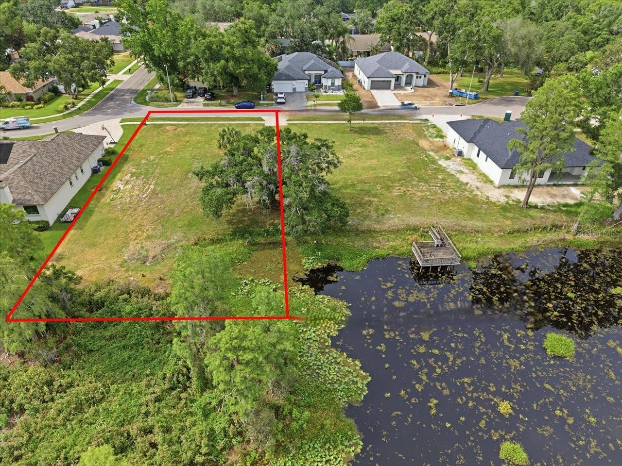 LAKE MAGDALENE WOODS LOT 9 REPLAT - Land
