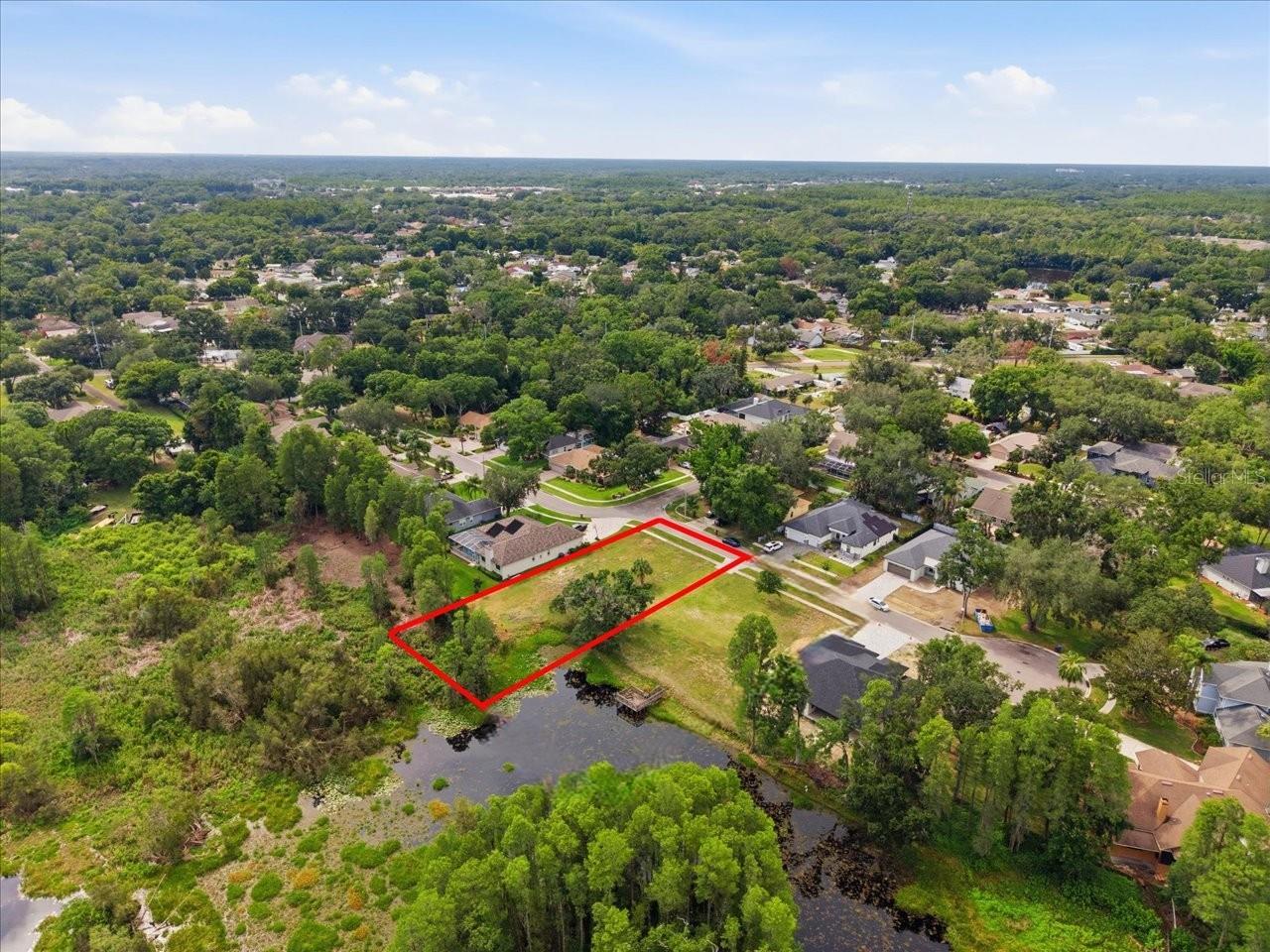 LAKE MAGDALENE WOODS LOT 9 REPLAT - Land