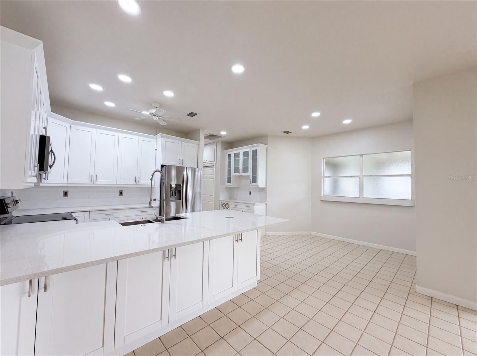 CLUBHOUSE ESTATES AT SUMMERFIE - Residential