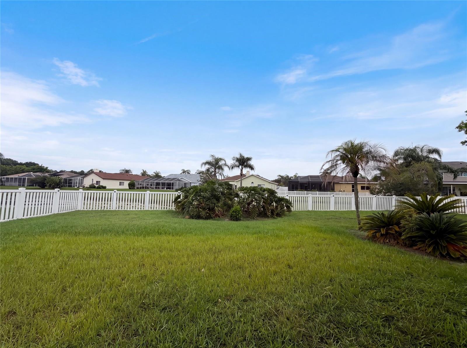 CLUBHOUSE ESTATES AT SUMMERFIE - Residential