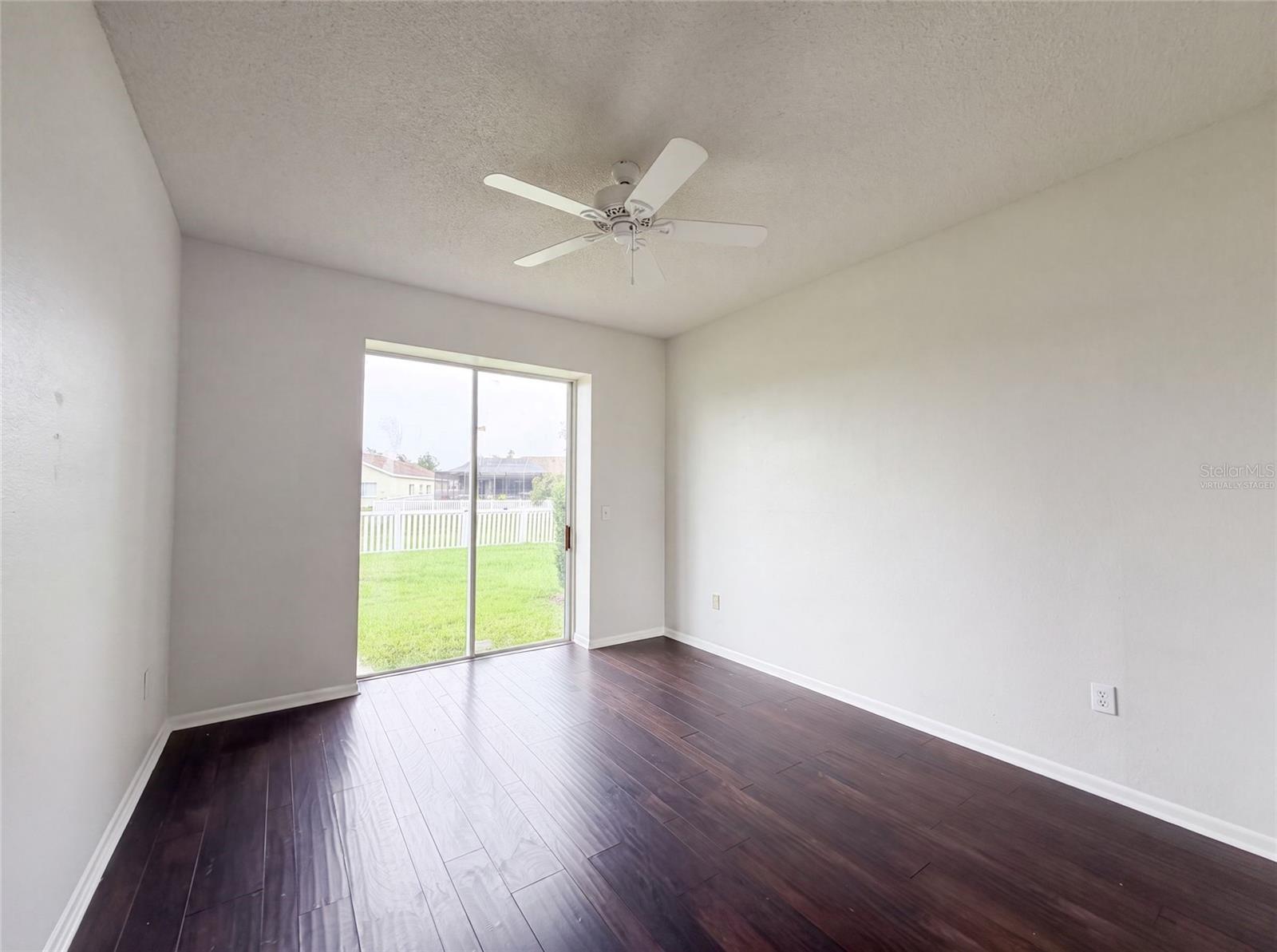 CLUBHOUSE ESTATES AT SUMMERFIE - Residential