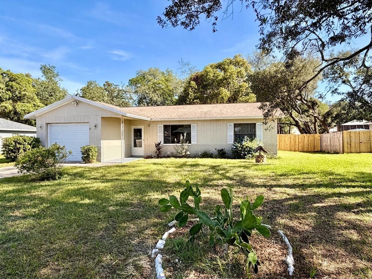 SPRING HILL - Residential