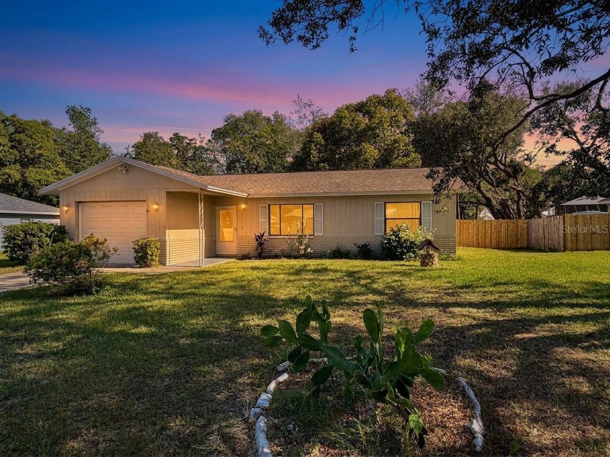 SPRING HILL - Residential