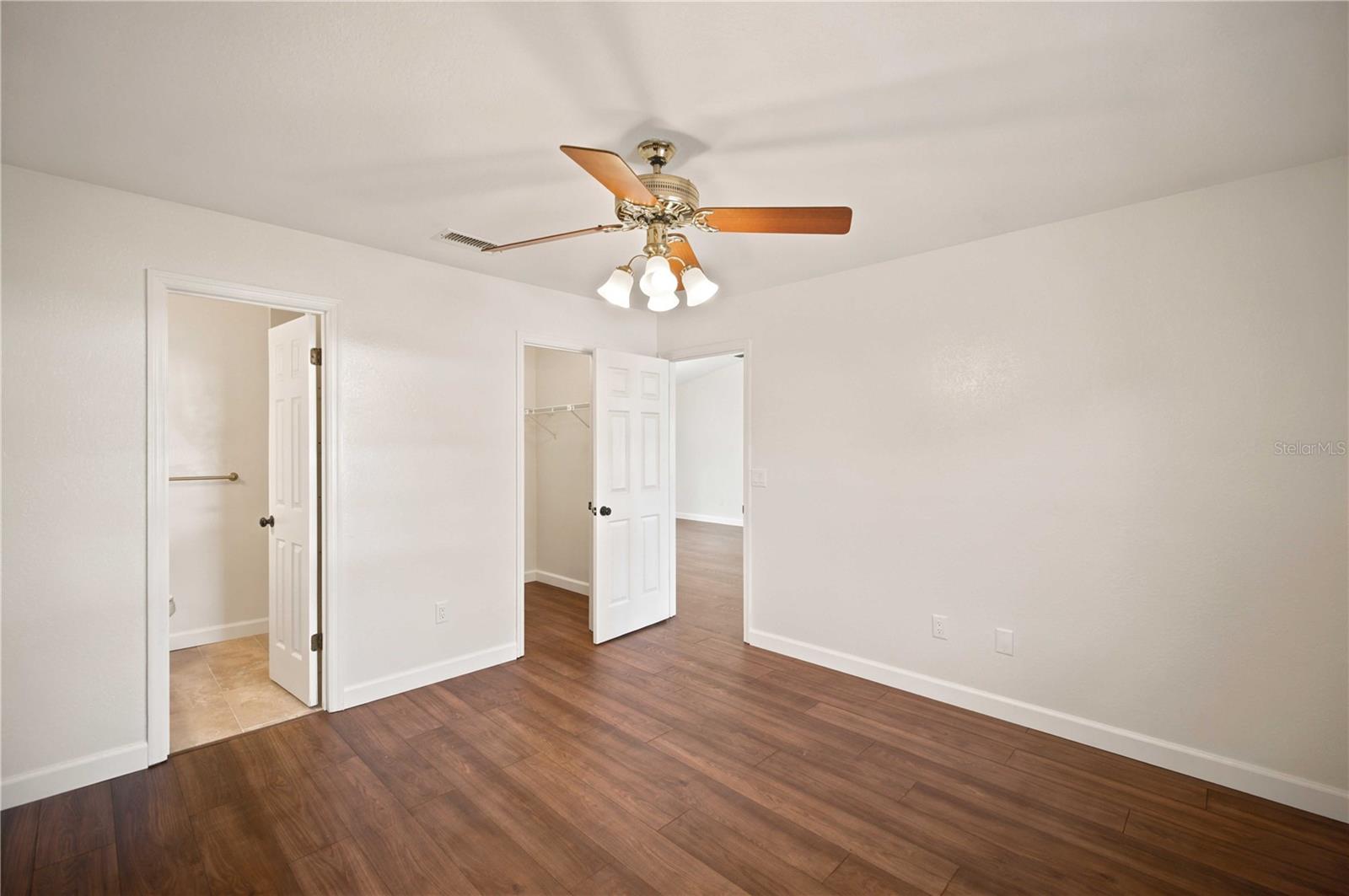 SILVER SPGS SHORES 23 - Residential