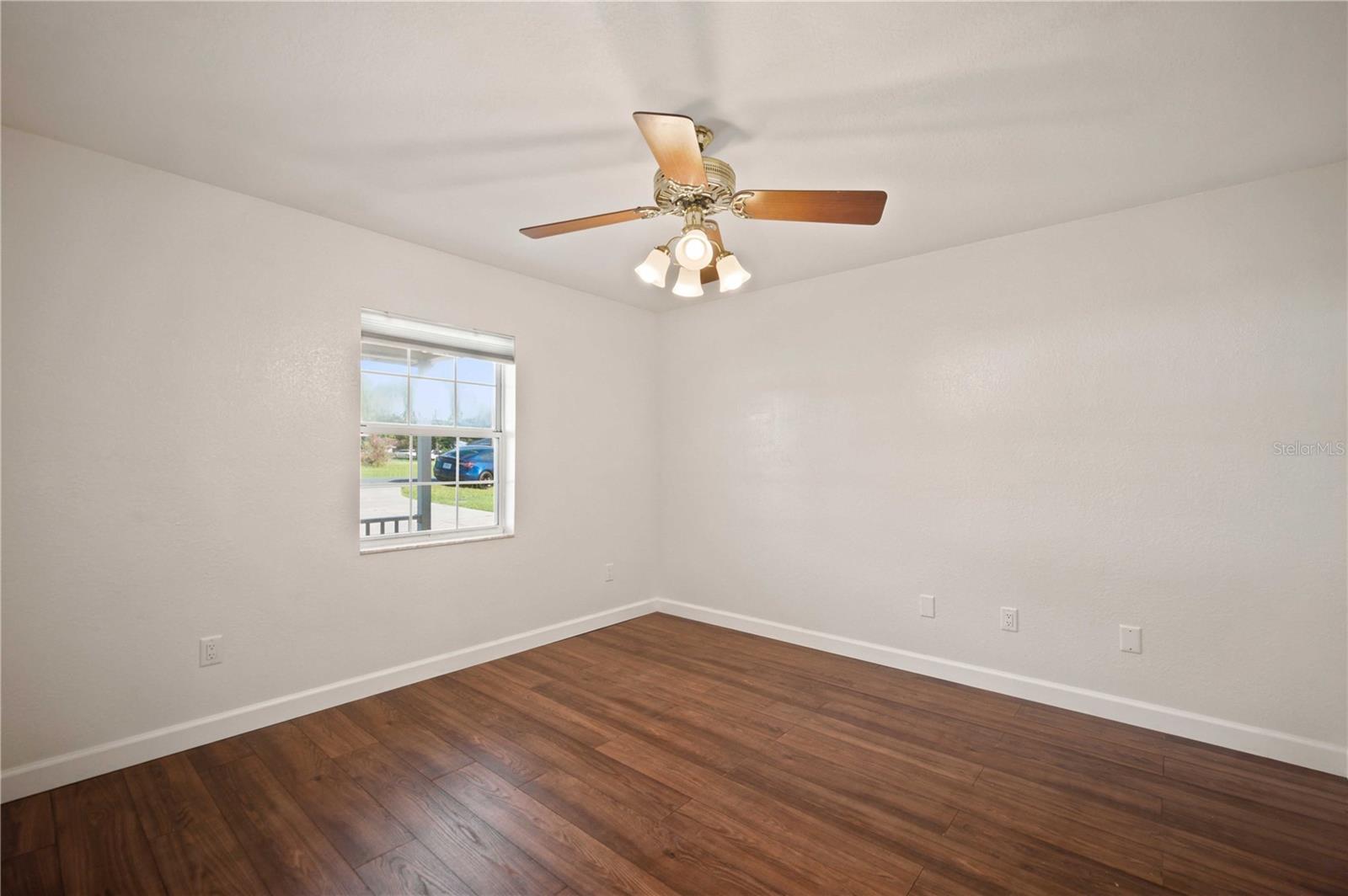 SILVER SPGS SHORES 23 - Residential