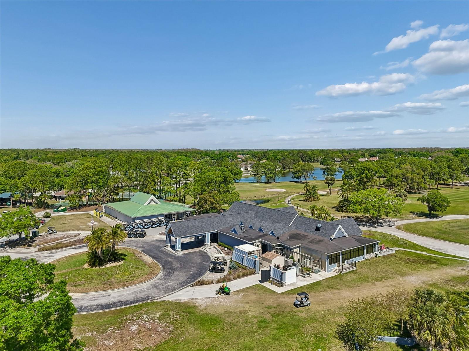 WINDSOR PARK AT THE EAGLES-FI - Residential
