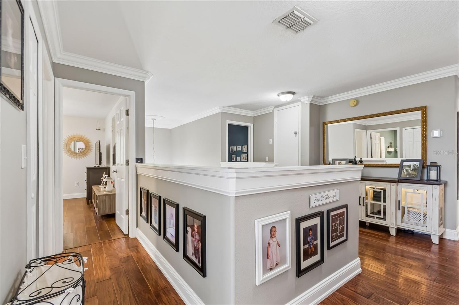 WINDSOR PARK AT THE EAGLES-FI - Residential