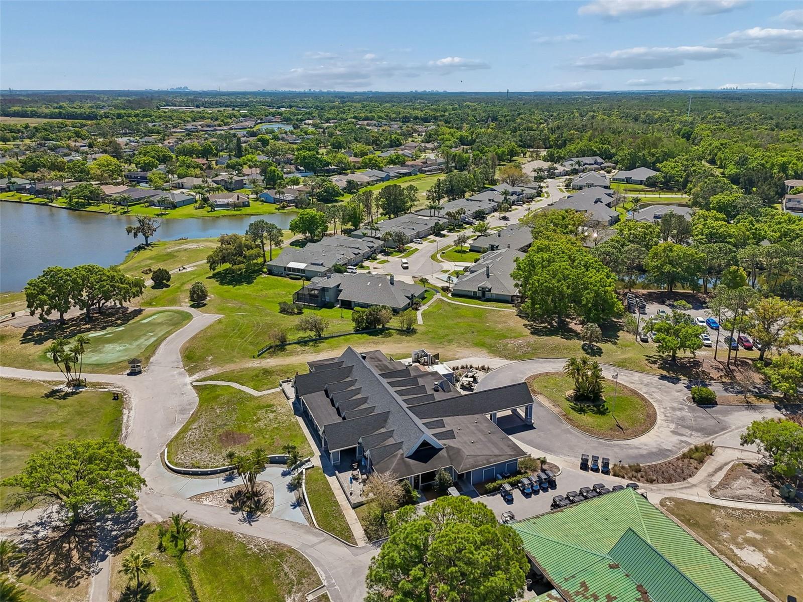 WINDSOR PARK AT THE EAGLES-FI - Residential