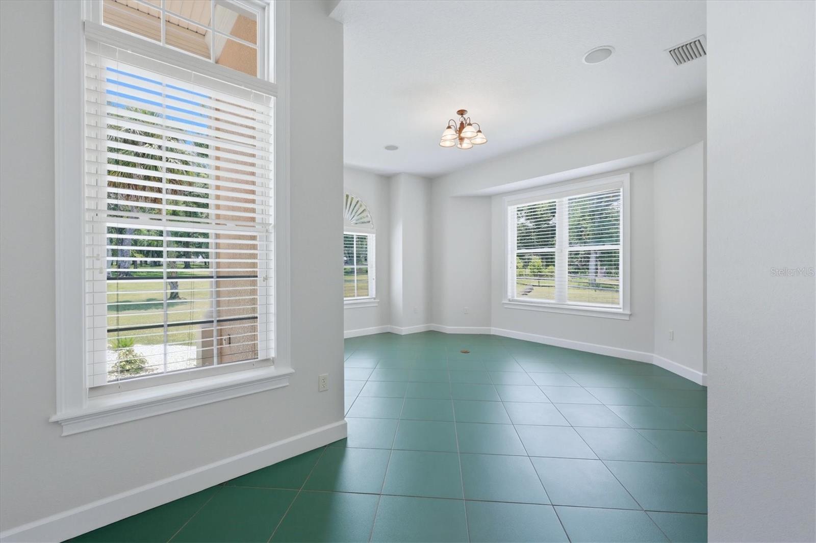 MANATEE RIVER AND RESERVOIR - Residential