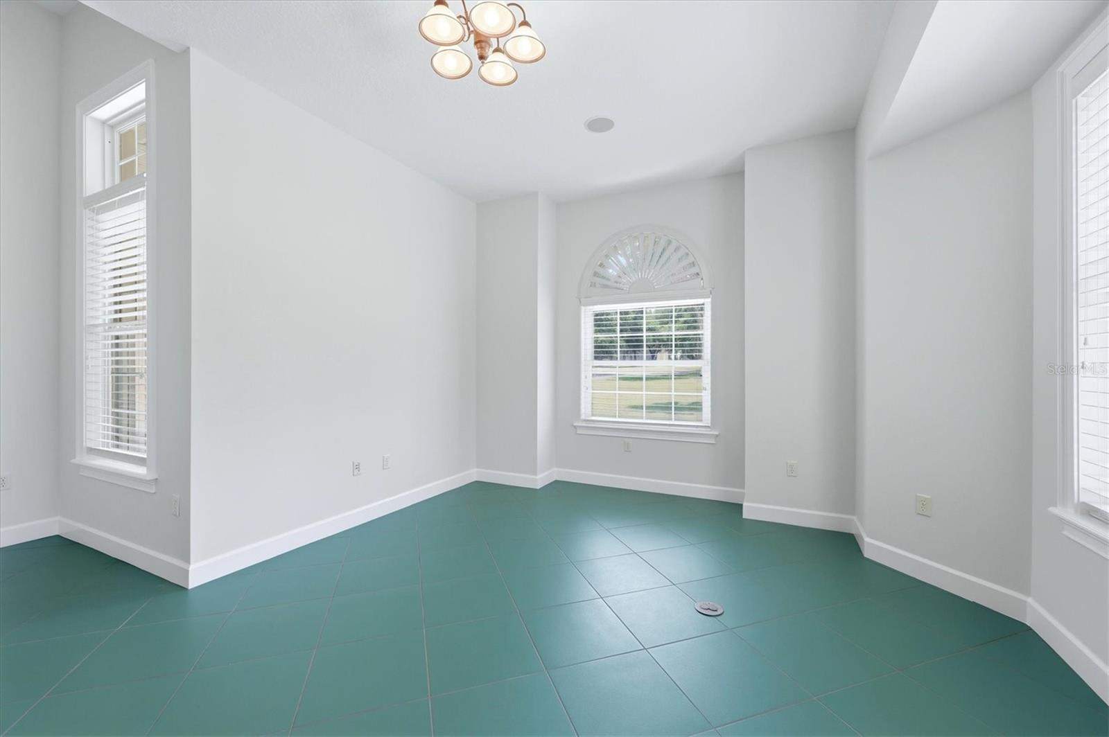 MANATEE RIVER AND RESERVOIR - Residential