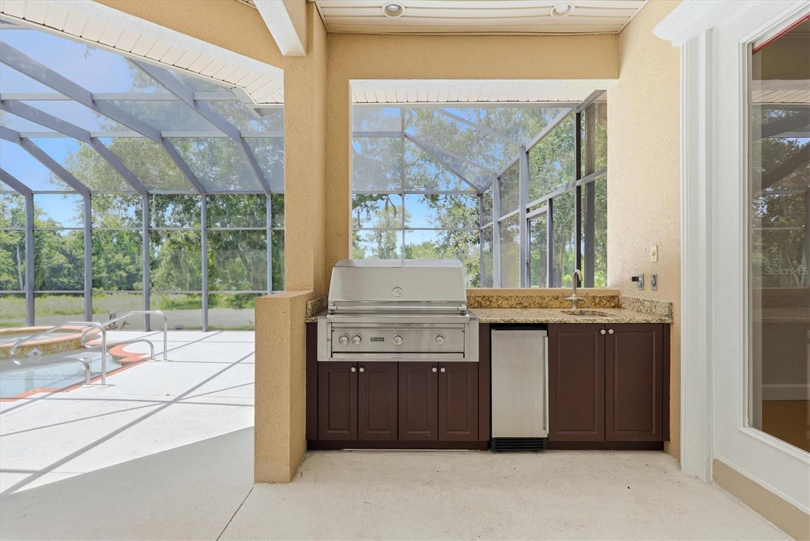 MANATEE RIVER AND RESERVOIR - Residential