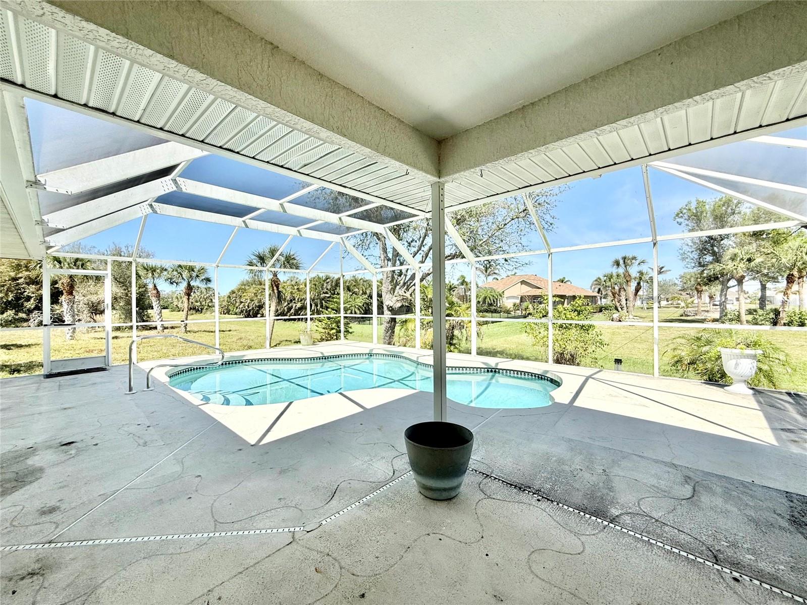 ROTONDA WEST WHITE MARSH - Residential