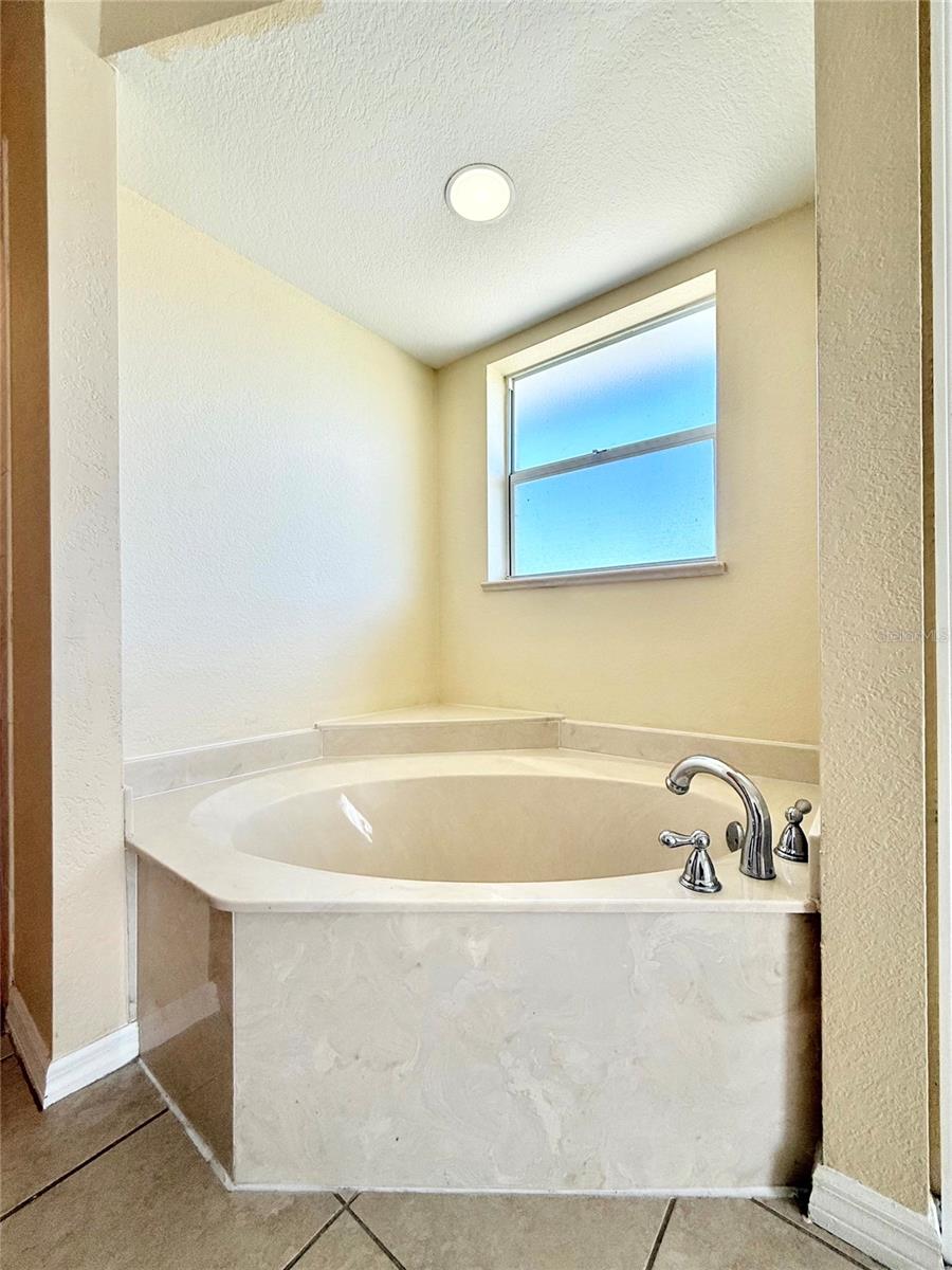 ROTONDA WEST WHITE MARSH - Residential