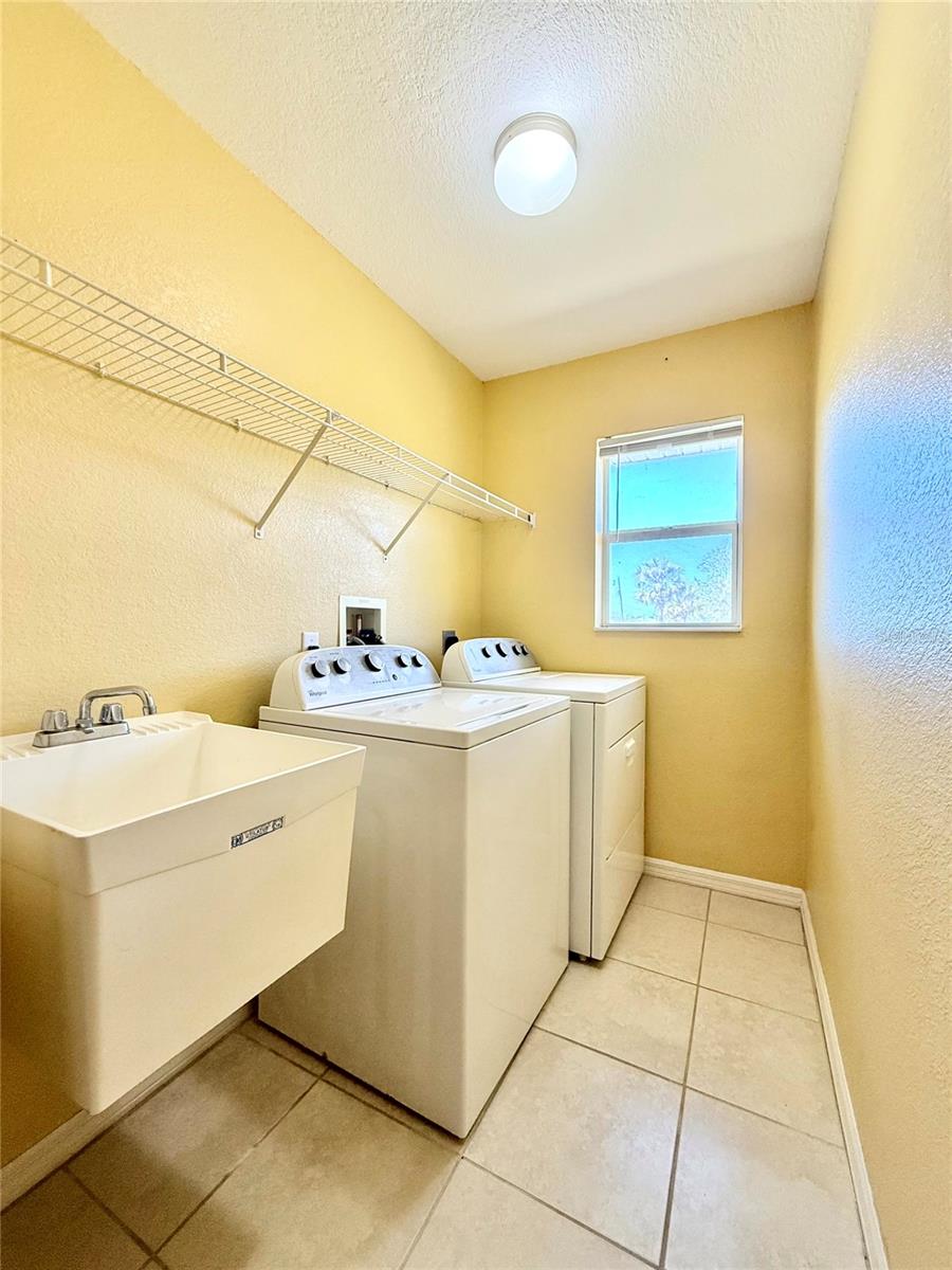 ROTONDA WEST WHITE MARSH - Residential