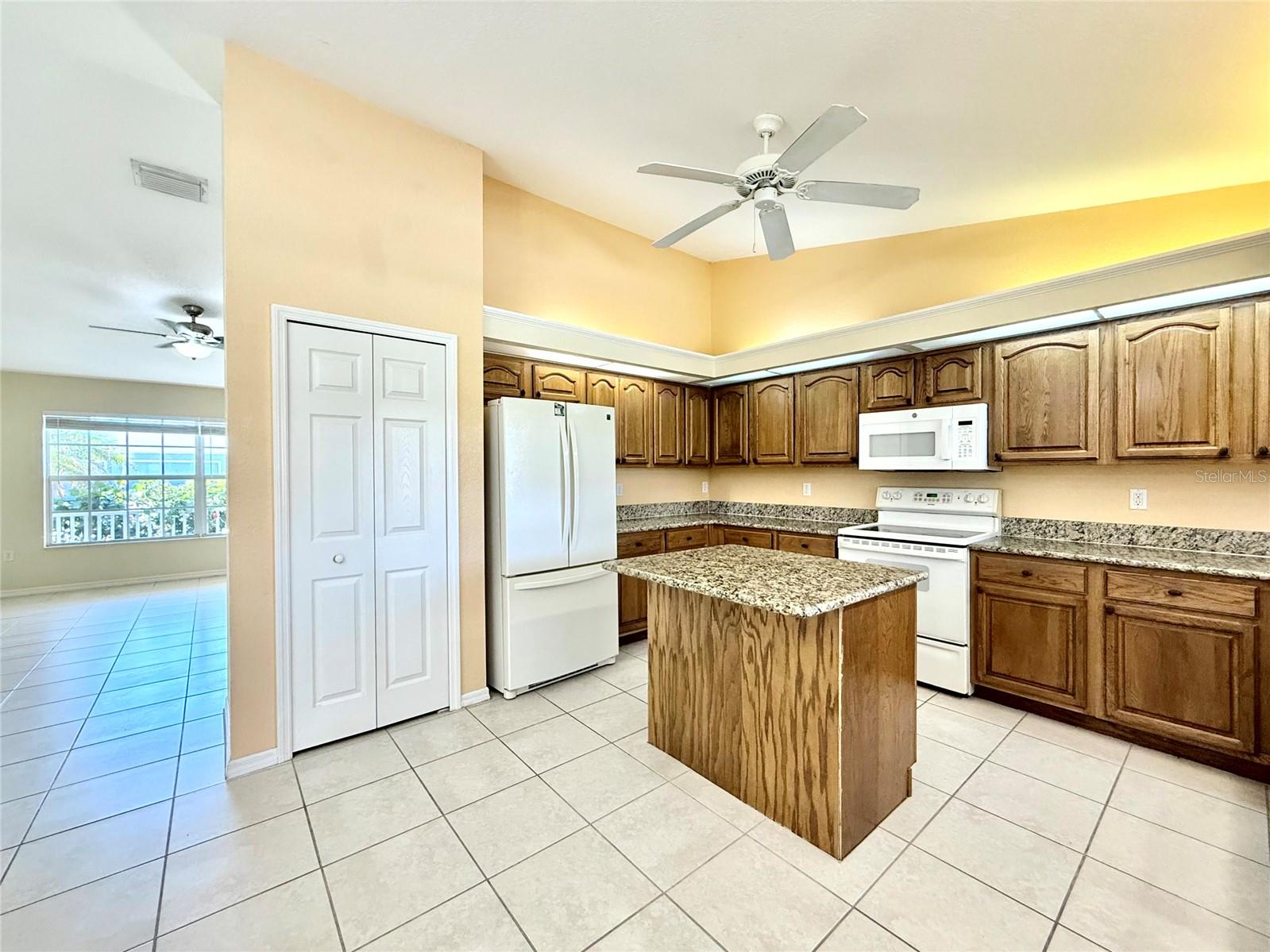 ROTONDA WEST WHITE MARSH - Residential