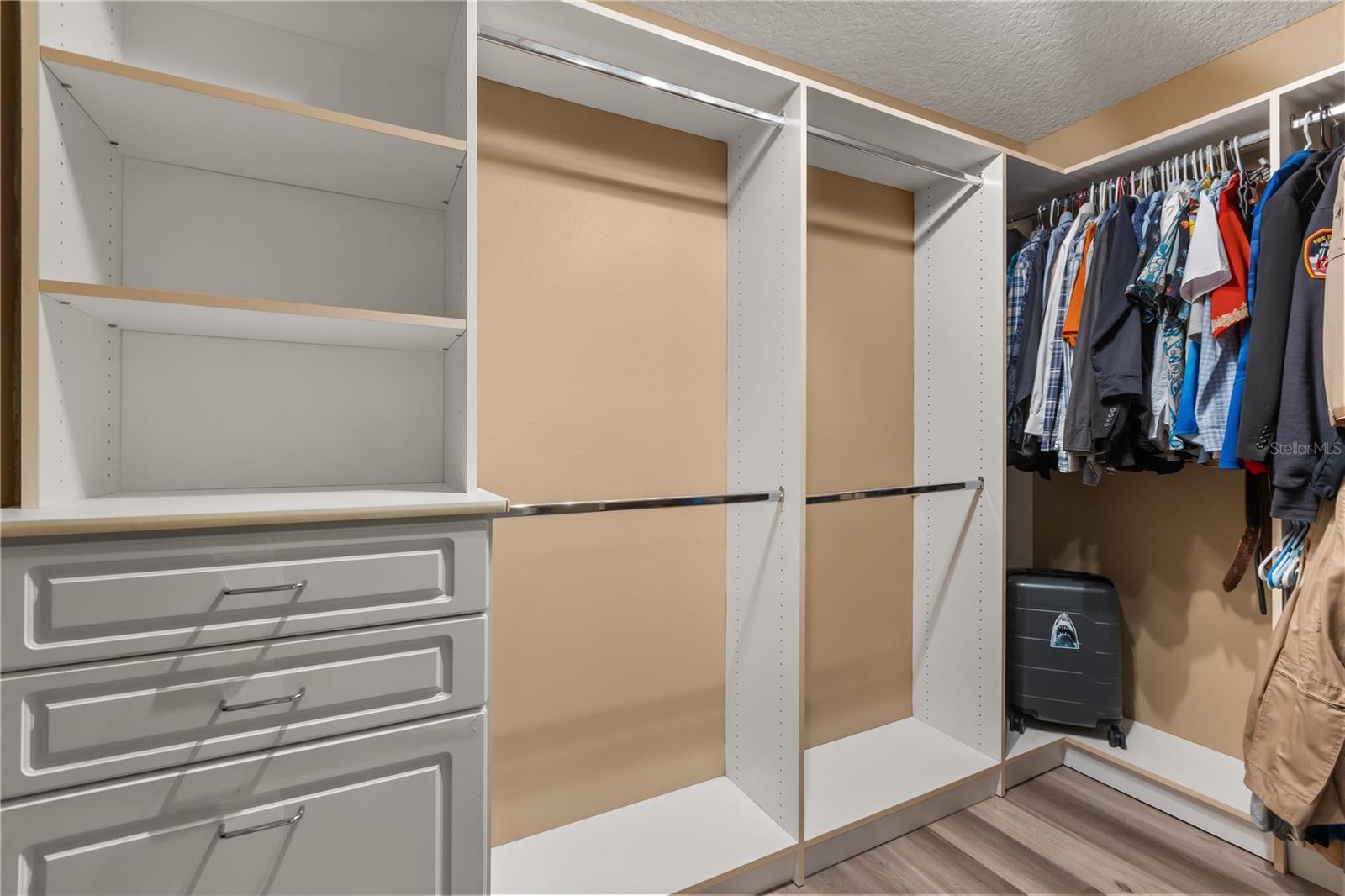 SPRING GLEN UNIT 02 - Residential