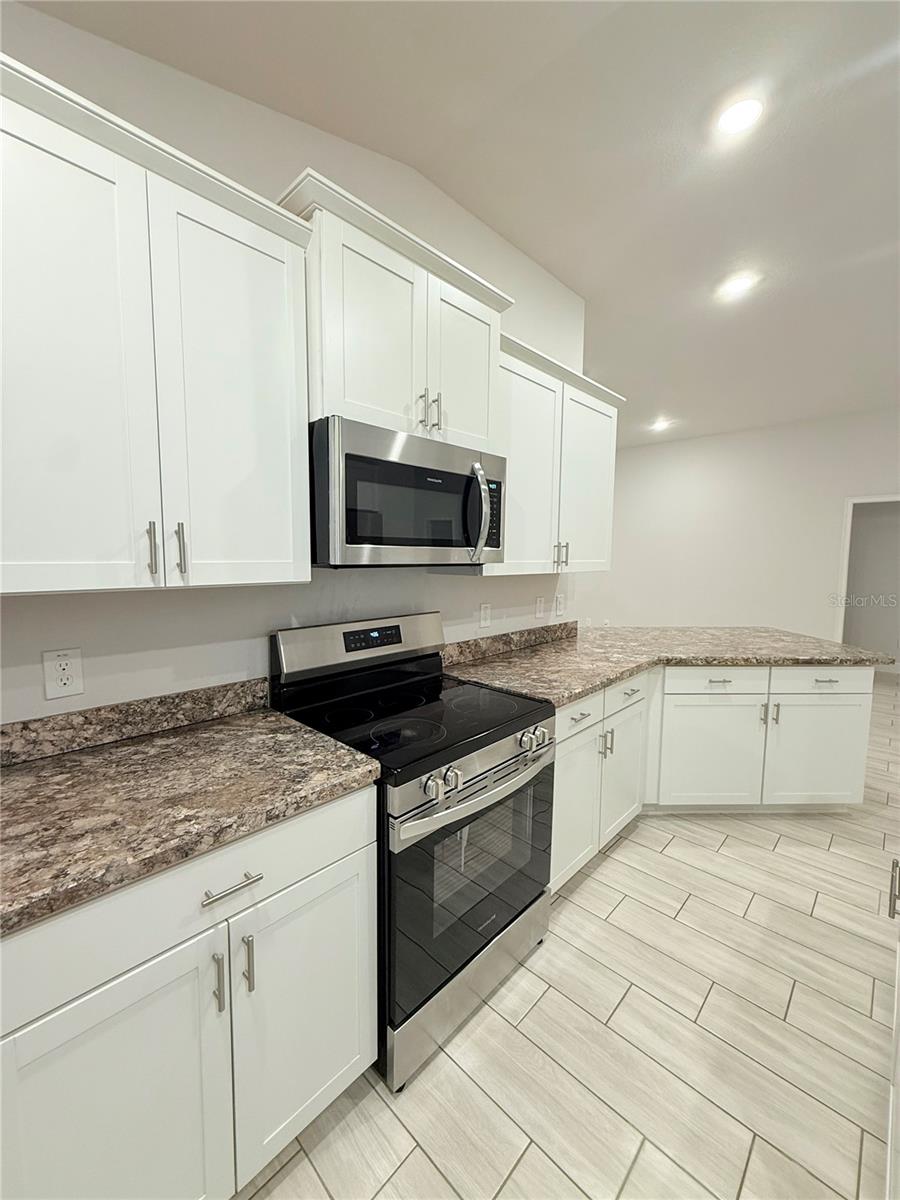 ORANGE BLOSSOM HILLS UN 4 - Residential Lease