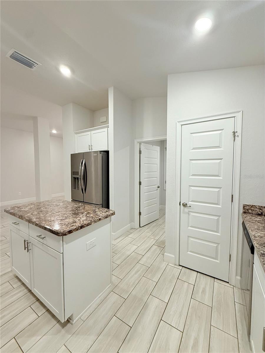 ORANGE BLOSSOM HILLS UN 4 - Residential Lease