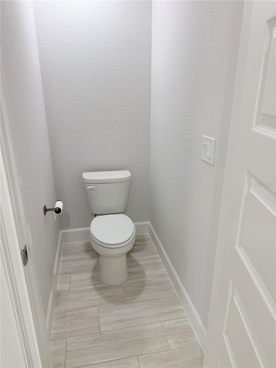 ORANGE BLOSSOM HILLS UN 4 - Residential Lease