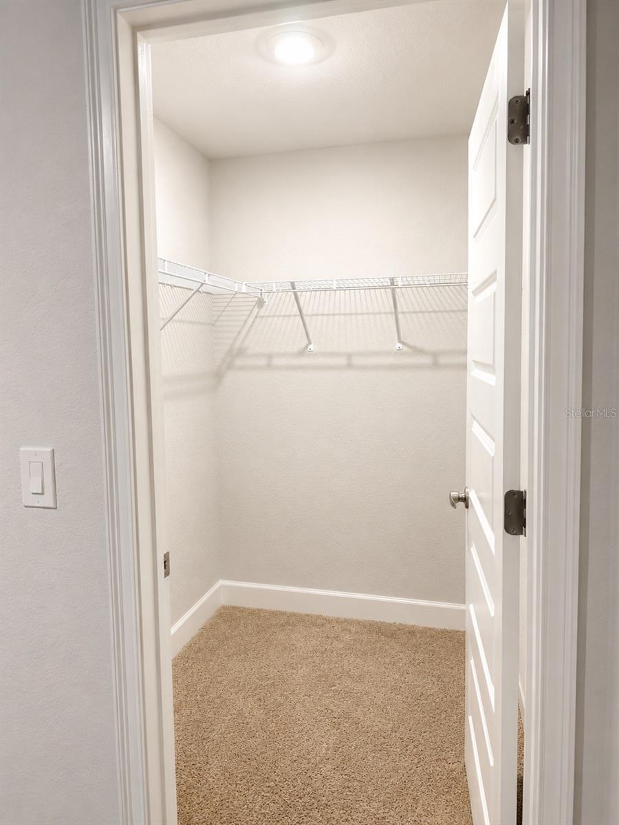 ORANGE BLOSSOM HILLS UN 4 - Residential Lease
