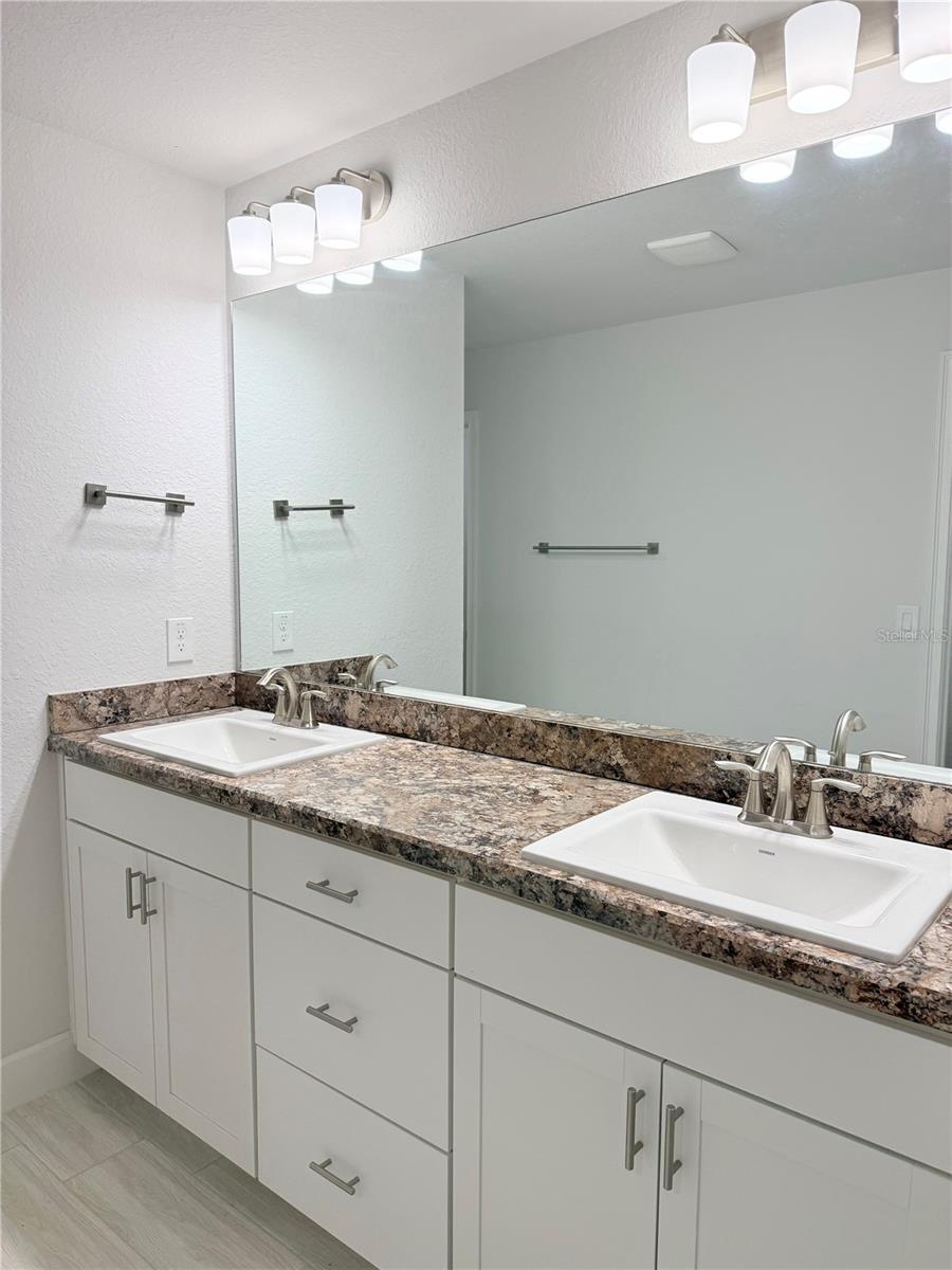 ORANGE BLOSSOM HILLS UN 4 - Residential Lease
