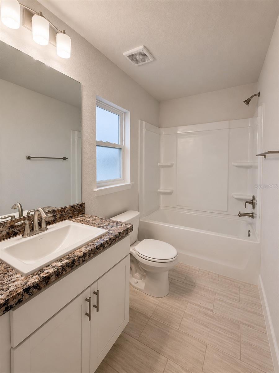 ORANGE BLOSSOM HILLS UN 4 - Residential Lease