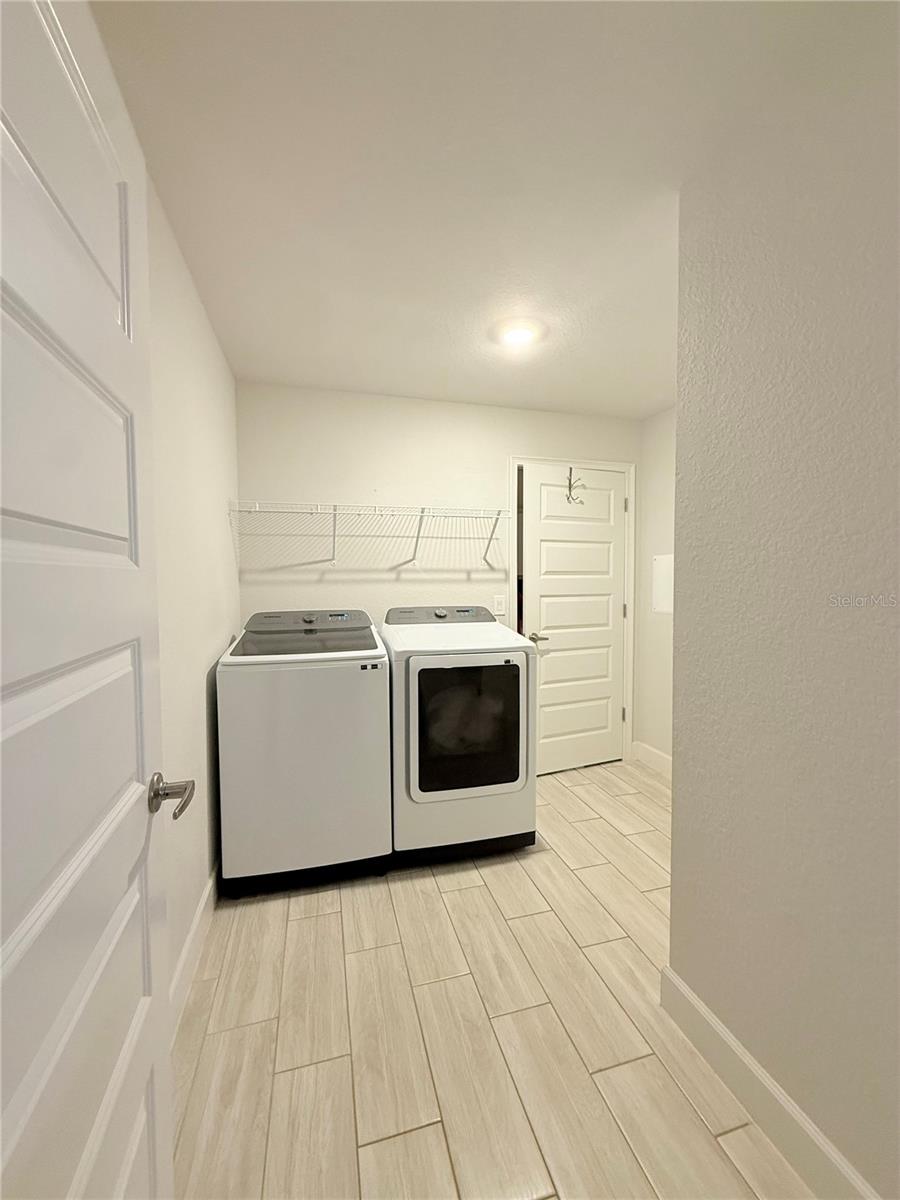 ORANGE BLOSSOM HILLS UN 4 - Residential Lease