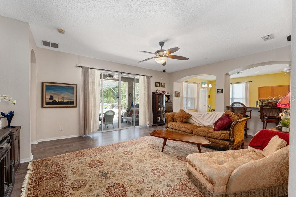 SPRING RIDGE ESTATES - Residential