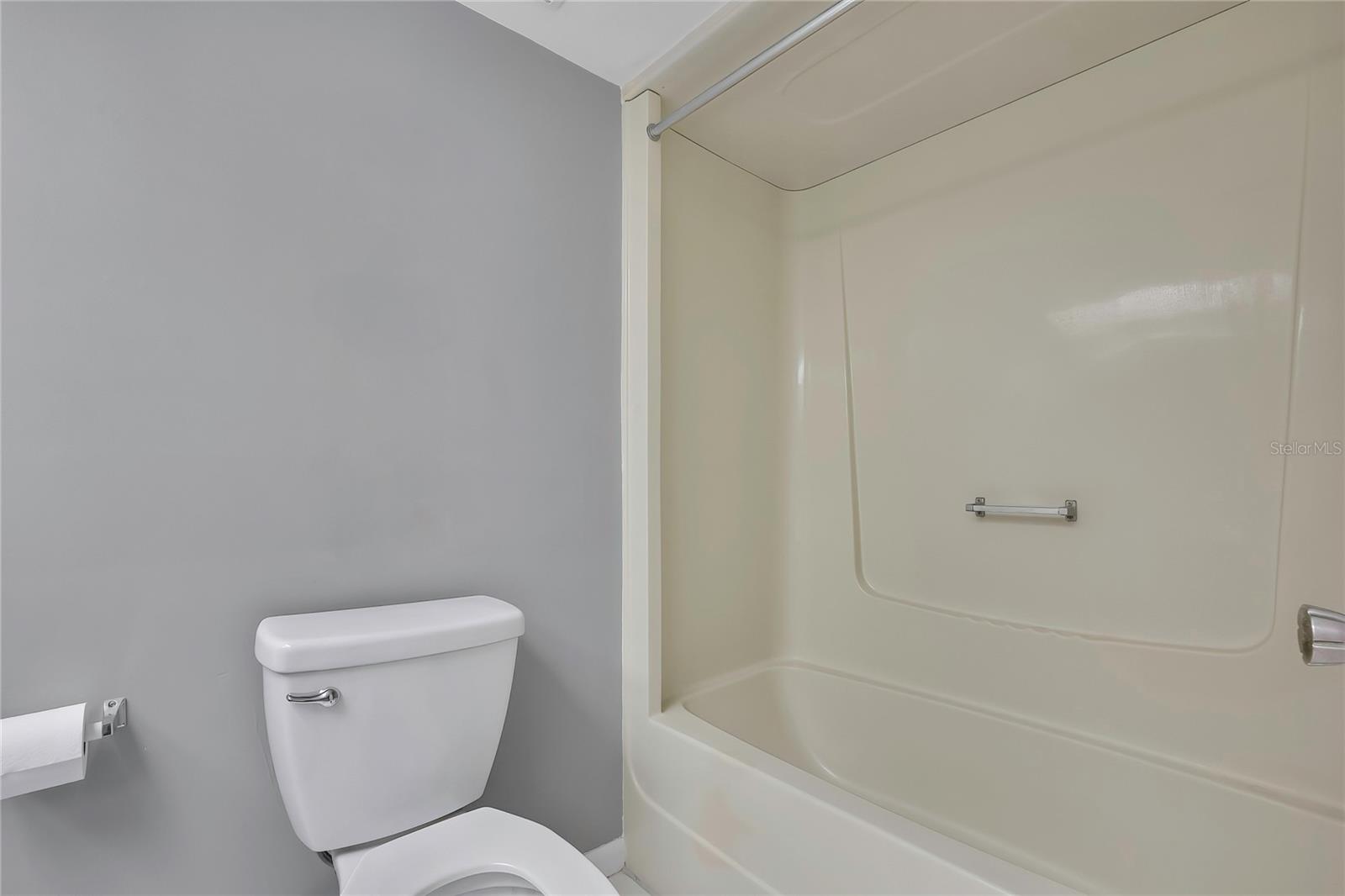 GULF HARBORS CONDO - Residential Lease