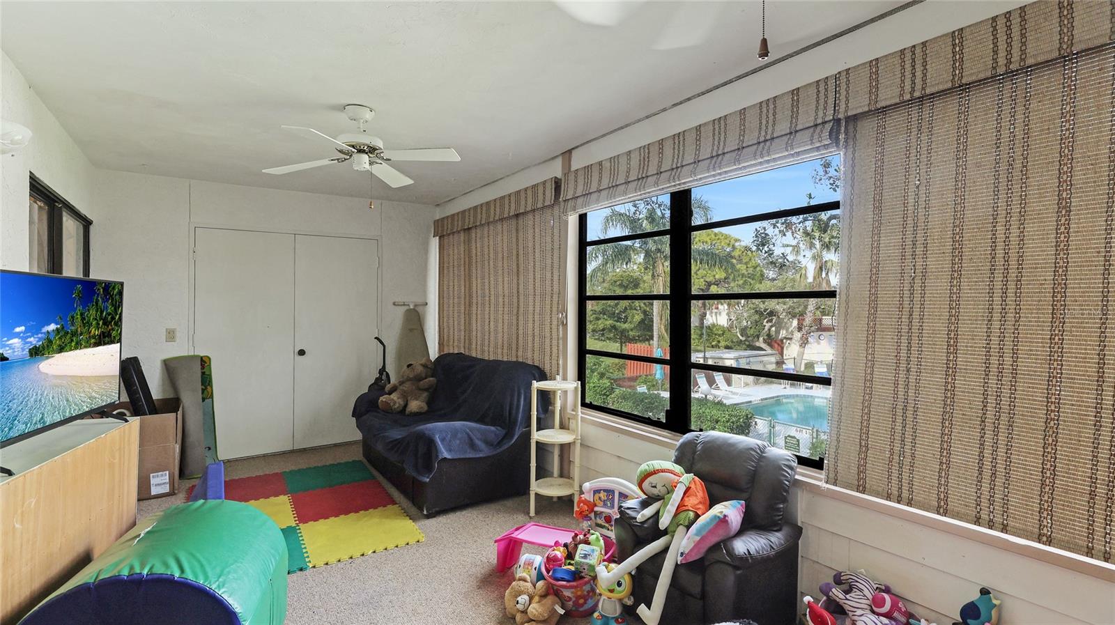SPRING LAKES II - Residential