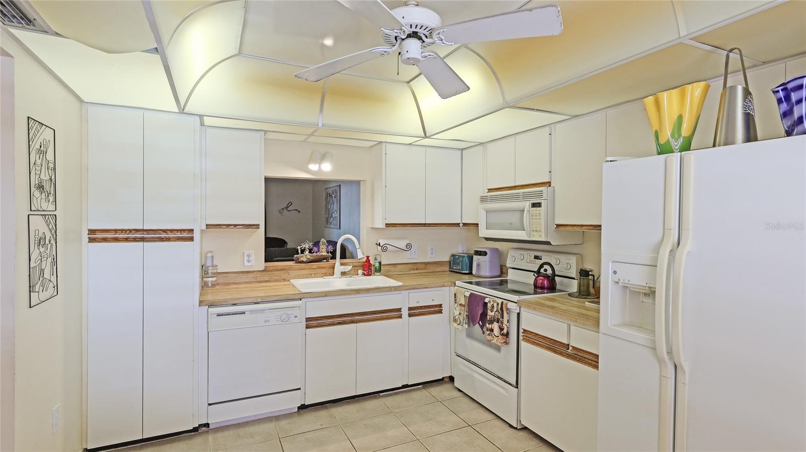 SPRING LAKES II - Residential