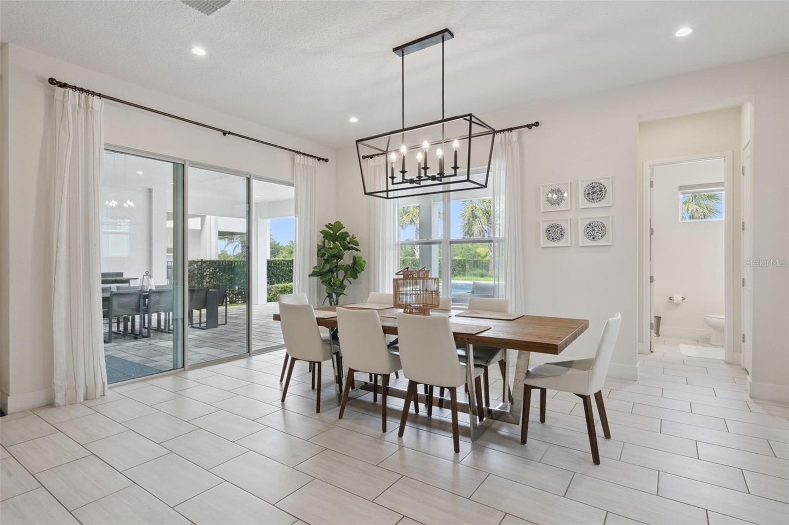 REUNION WEST - Residential