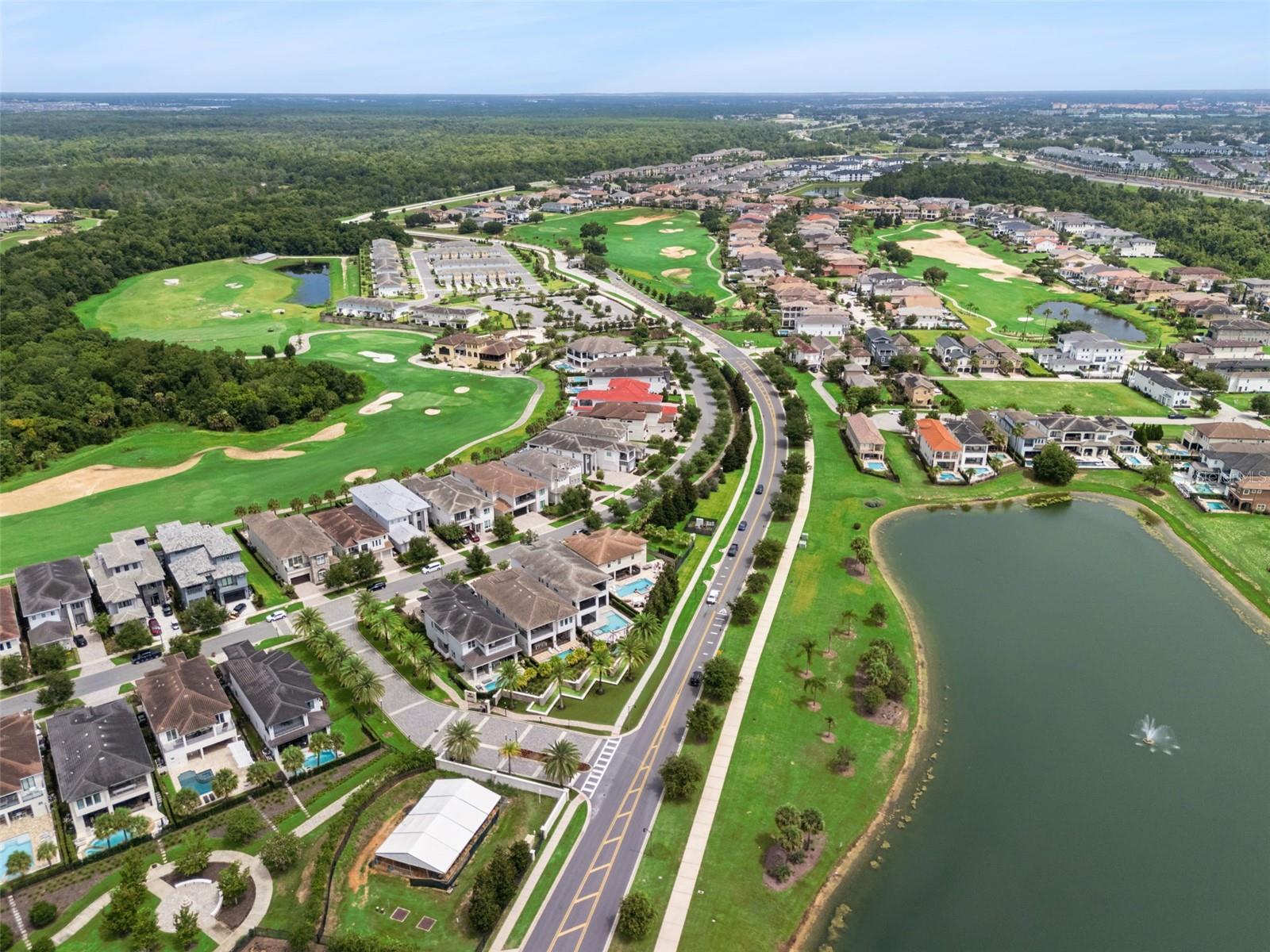REUNION WEST - Residential