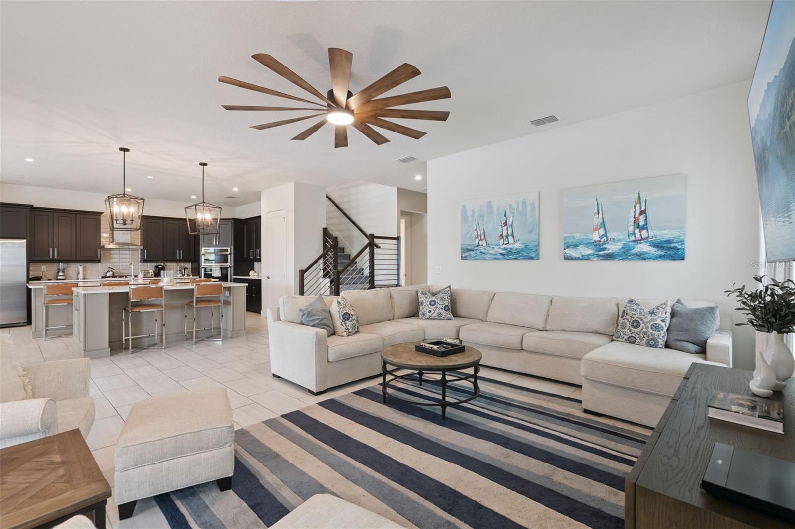 REUNION WEST - Residential