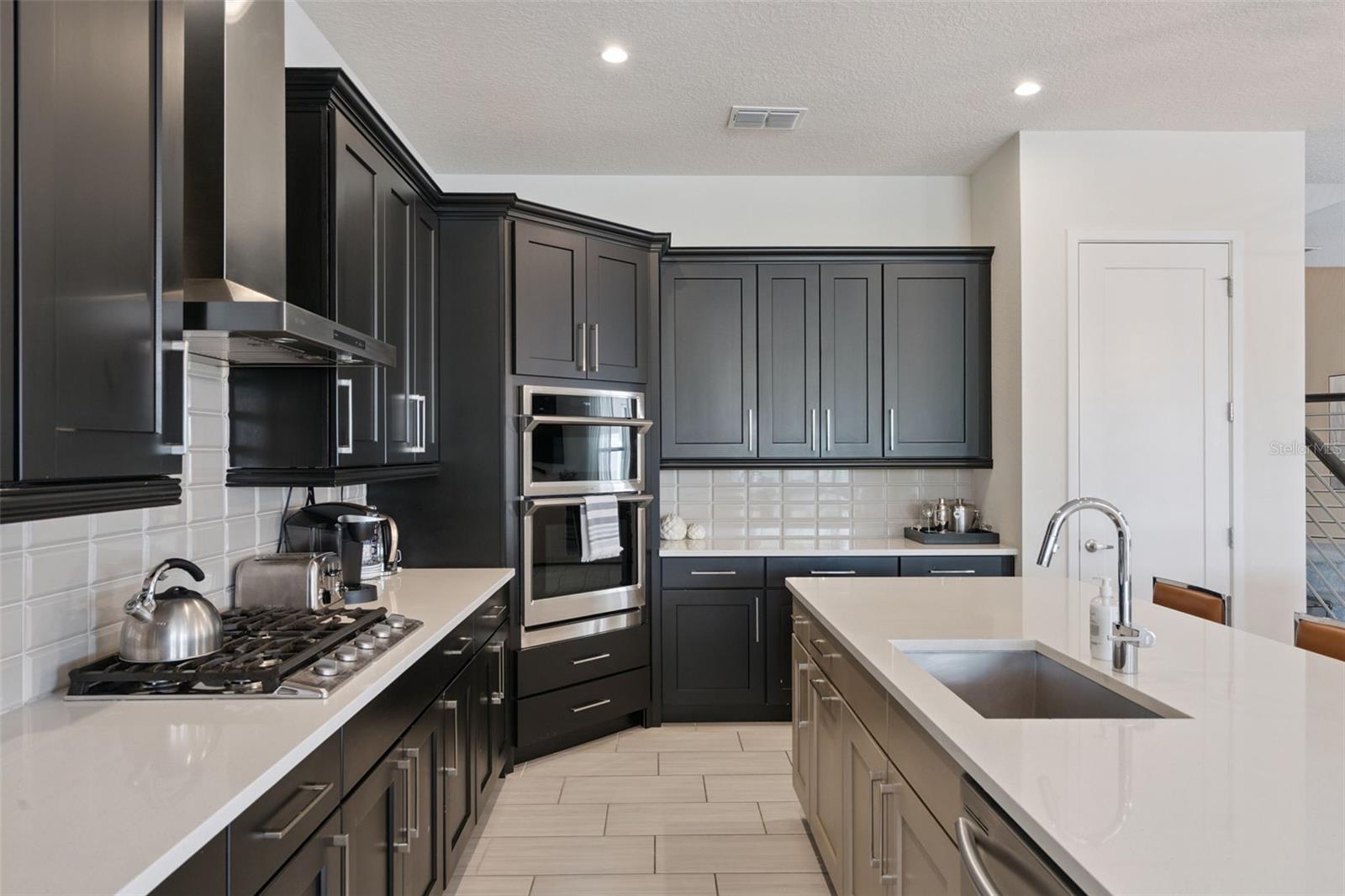 REUNION WEST - Residential