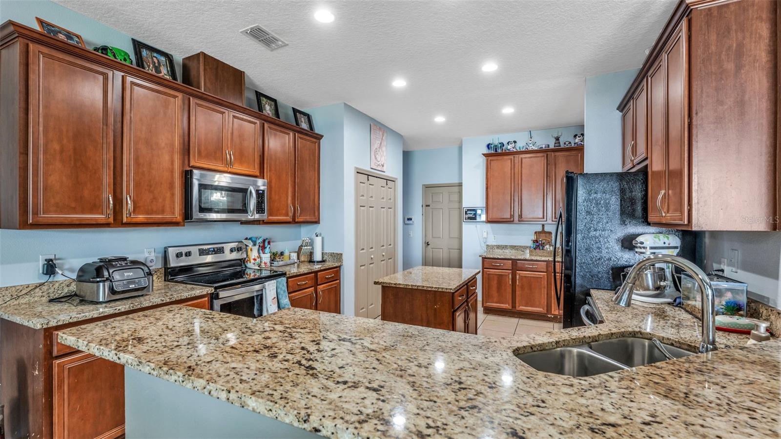 BROOKSHIRE - Residential