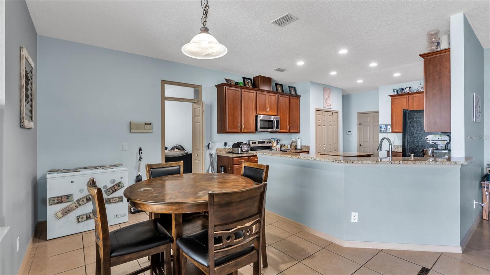 BROOKSHIRE - Residential