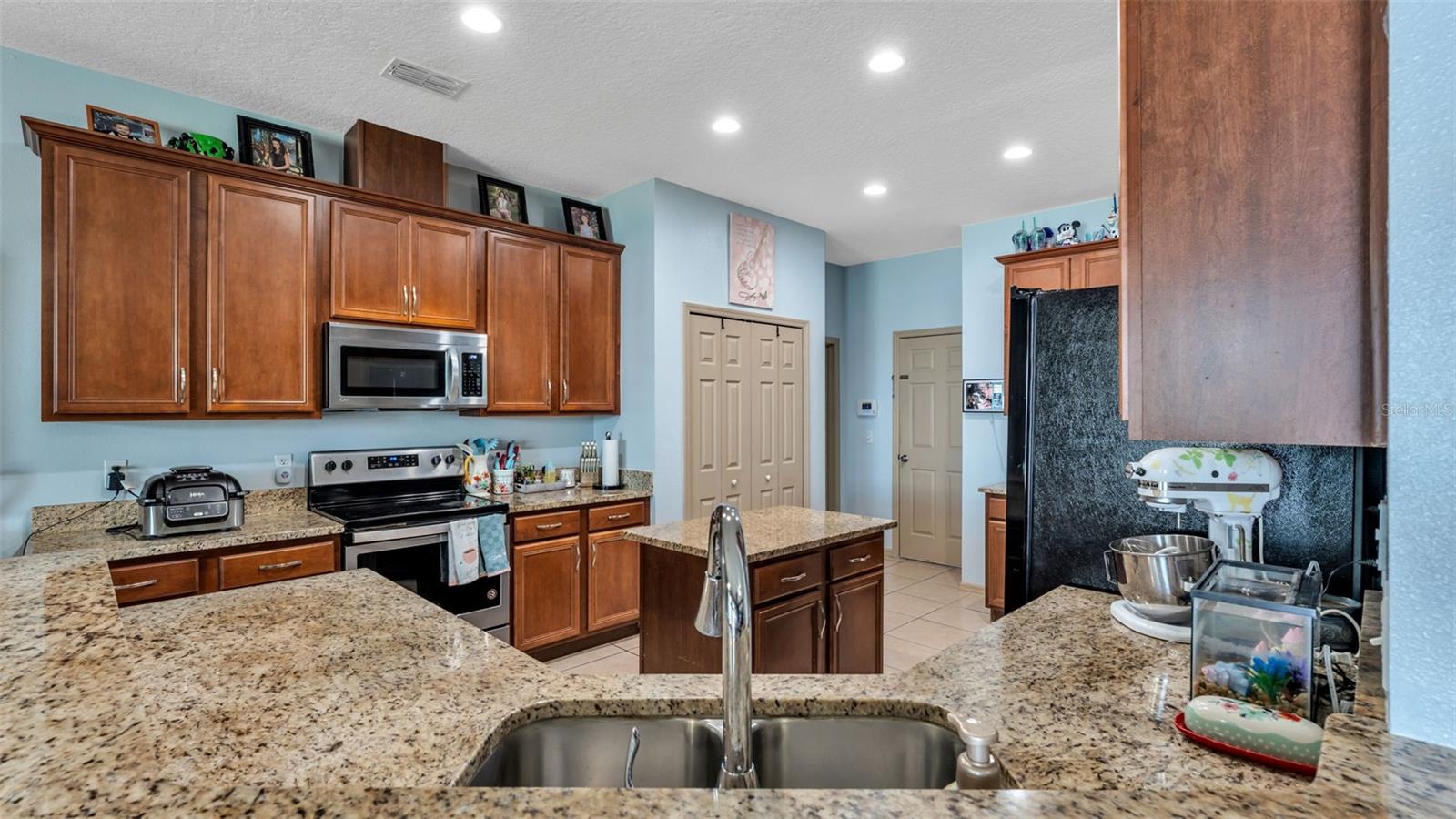 BROOKSHIRE - Residential